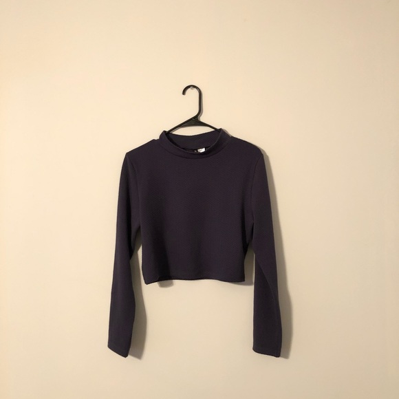 H&M Turtle Neck Crop Top - Picture 2 of 6